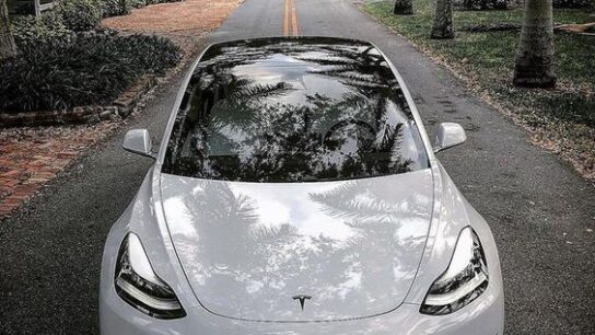 Tesla Model S Plaid